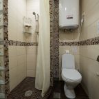 Двухместный, Гостиница Адмирал