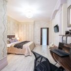 Шестиместный (Пять Звёзд Большая квартира с кондиционерами и камином), Апартаменты Пять Звёзд Большая квартира с кондиционерами и камином