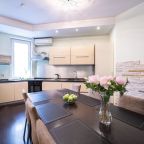 Шестиместный (Пять Звёзд Большая квартира с кондиционерами и камином), Апартаменты Пять Звёзд Большая квартира с кондиционерами и камином