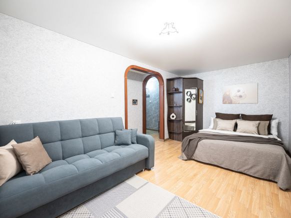 Апартаменты Пять Звёзд сквер Алое Поле, Челябинск