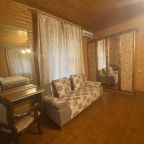 Коттедж, Коттедж У озера