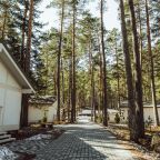 Своя ухоженная территория, Отель Шамбала