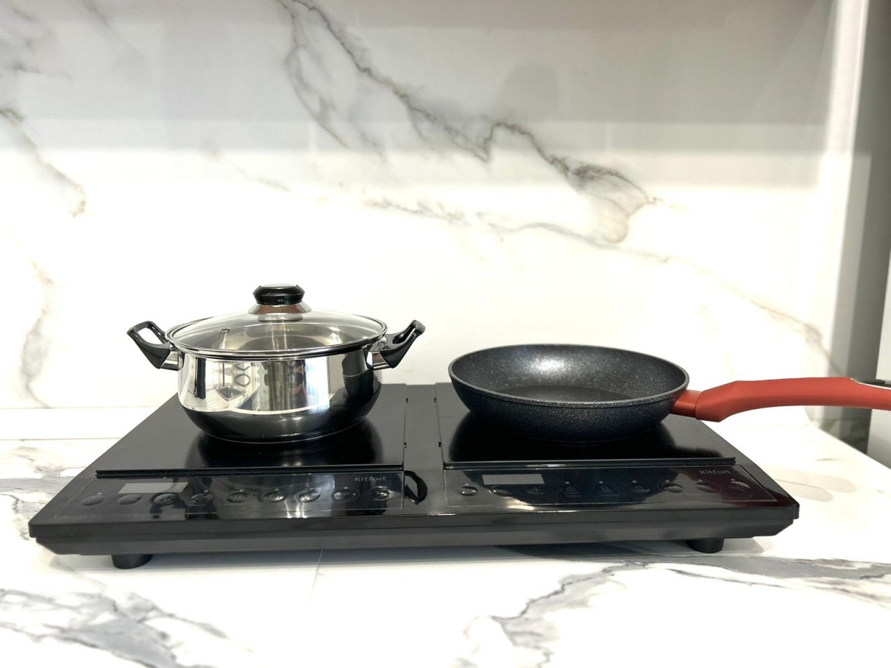 Возможность самостоятельного приготовления пищи, Апартаменты Рядом со Столбами и Бобровым логом