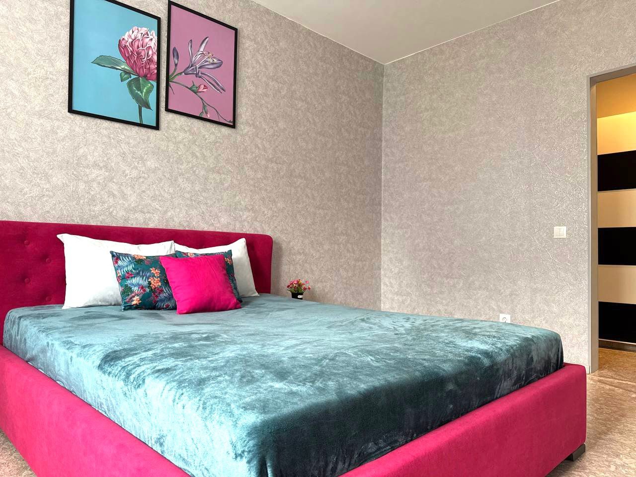 Апартаменты Рядом со Столбами и Бобровым логом, Красноярск