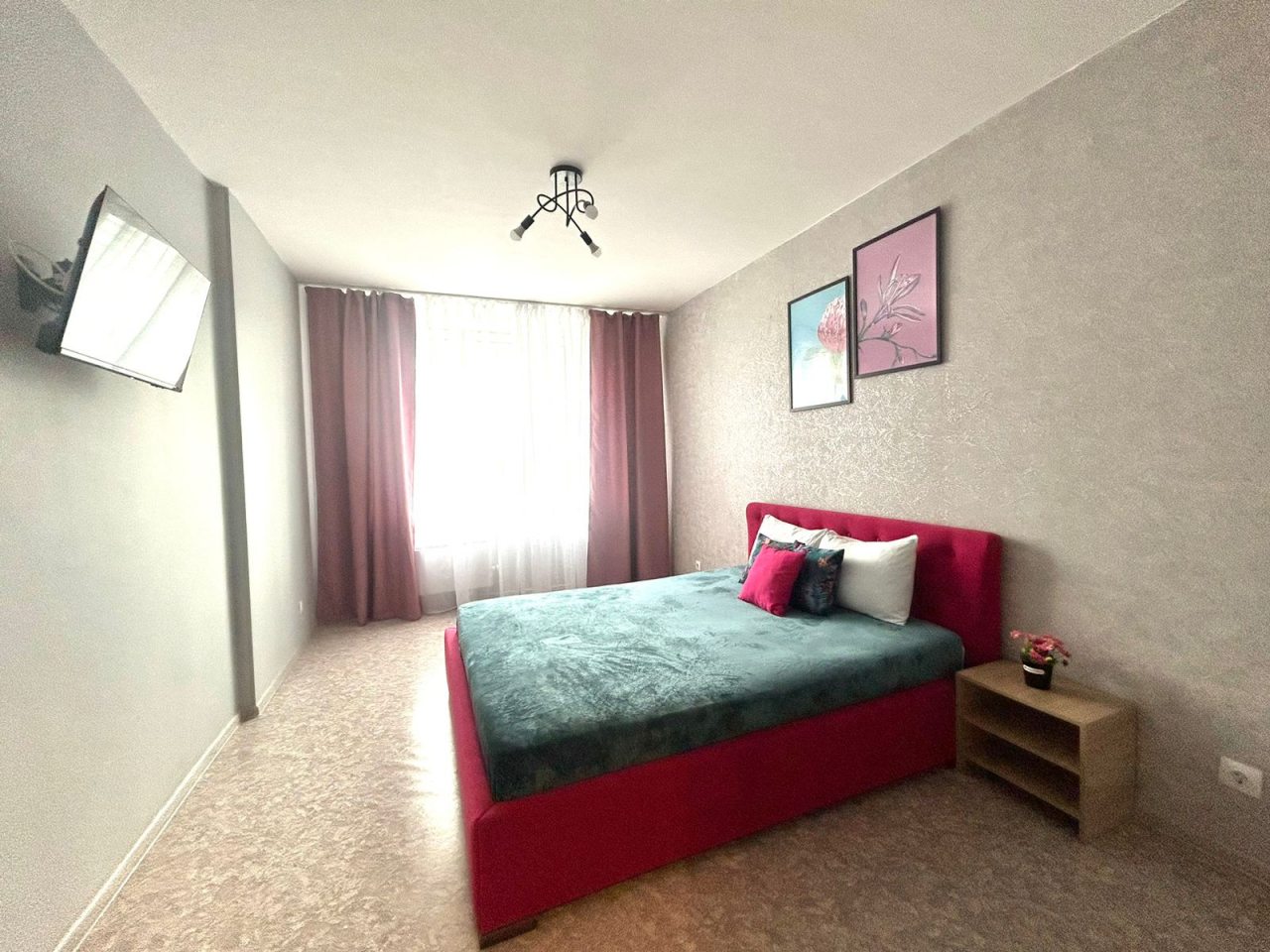 Квартира (Рядом со Столбами и Бобровым логом), Апартаменты Рядом со Столбами и Бобровым логом