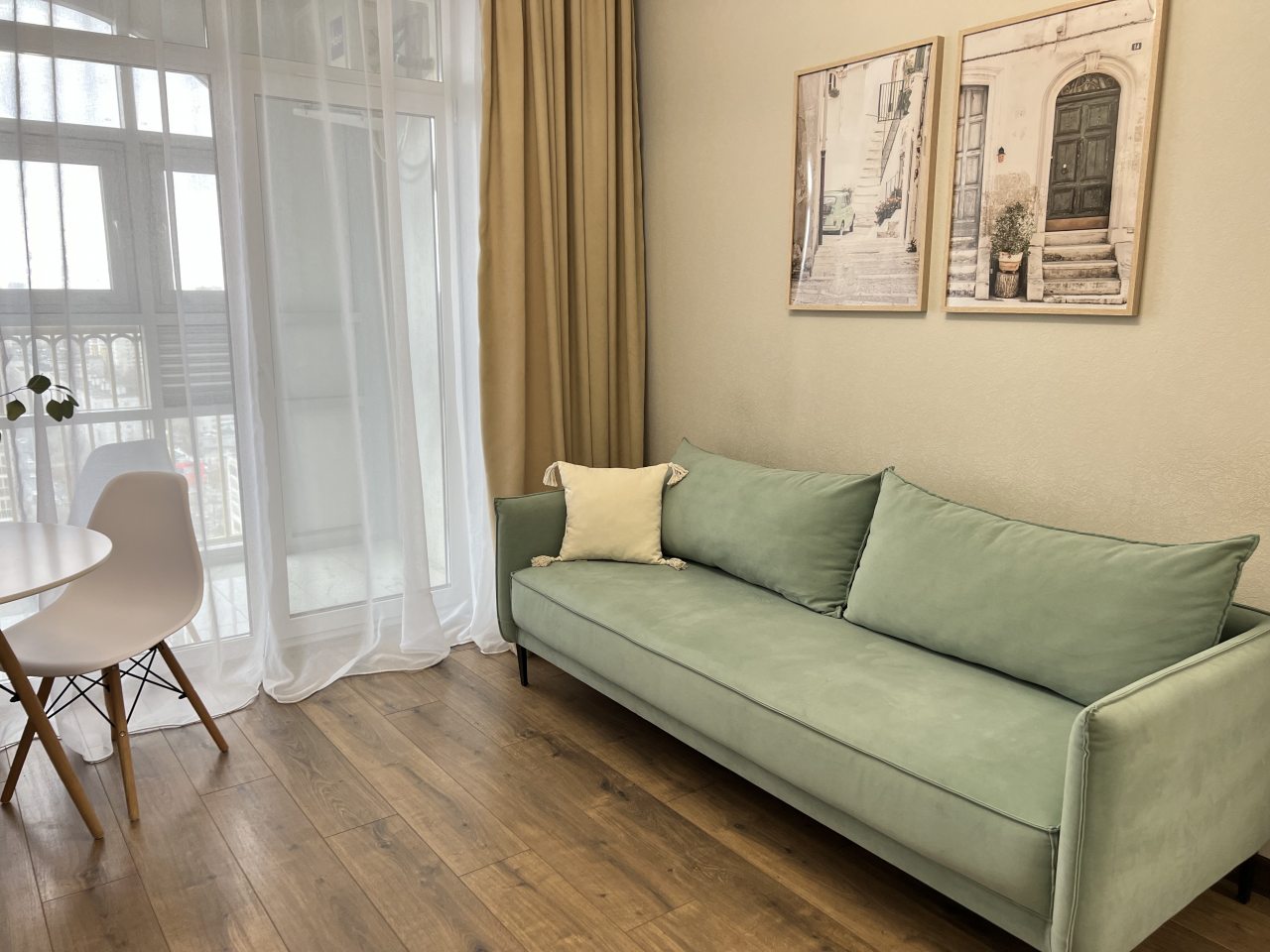 Апартаменты (Атмосфера), Апартаменты Атмосфера