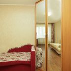 Квартира (Уютная квартира ближе к аэропорту), Апартаменты Менделеева 2