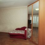 Квартира (Уютная квартира ближе к аэропорту), Апартаменты Менделеева 2