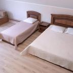 Трёхместный и более (Четырех местный стандарт), Гостевой дом Вардане