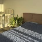 Фото спальни, детская кроватка