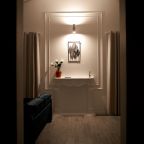 Фото гостиной комнаты, в вечернее время