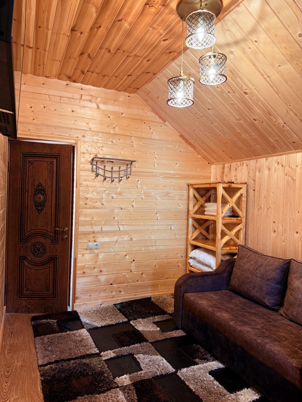 Вилла (Люкс), База отдыха Mustang