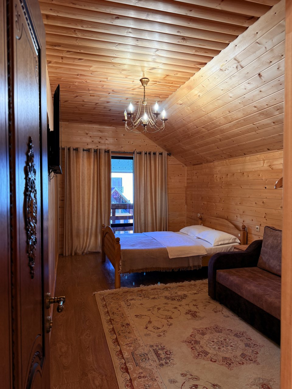 Вилла (Люкс), База отдыха Mustang