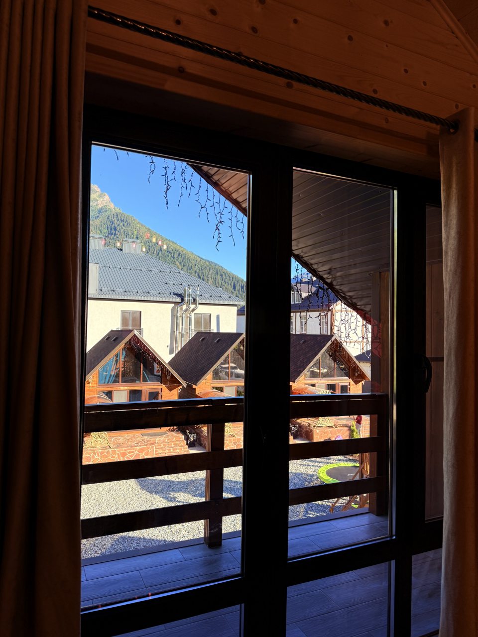 Вилла (Люкс), База отдыха Mustang