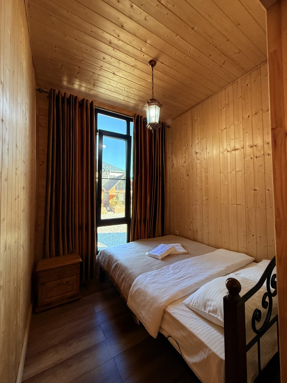 Вилла (Люкс), База отдыха Mustang