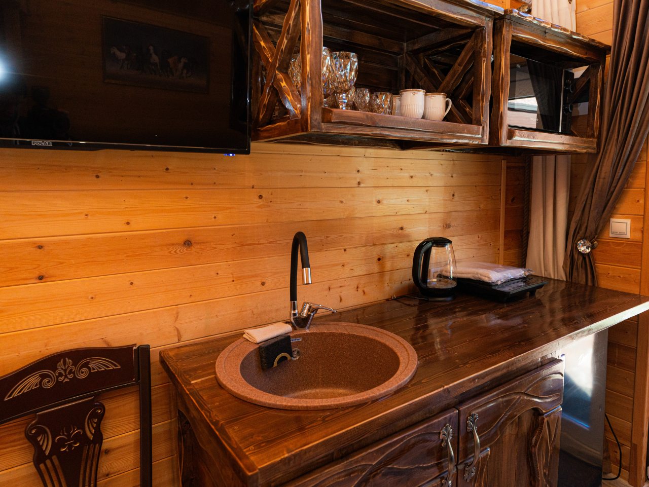 Шале (Улучшенный), База отдыха Mustang