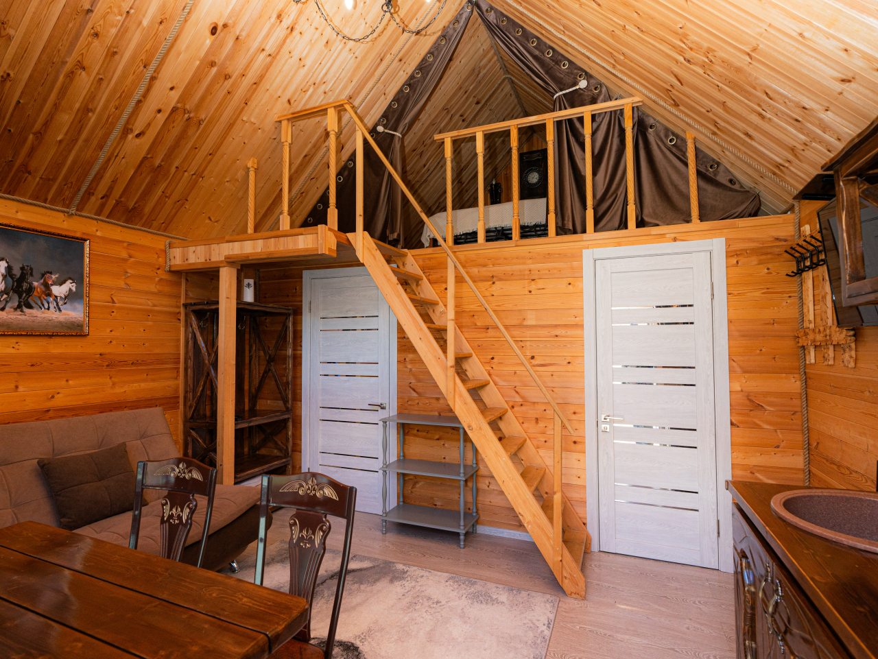 Шале (Улучшенный), База отдыха Mustang