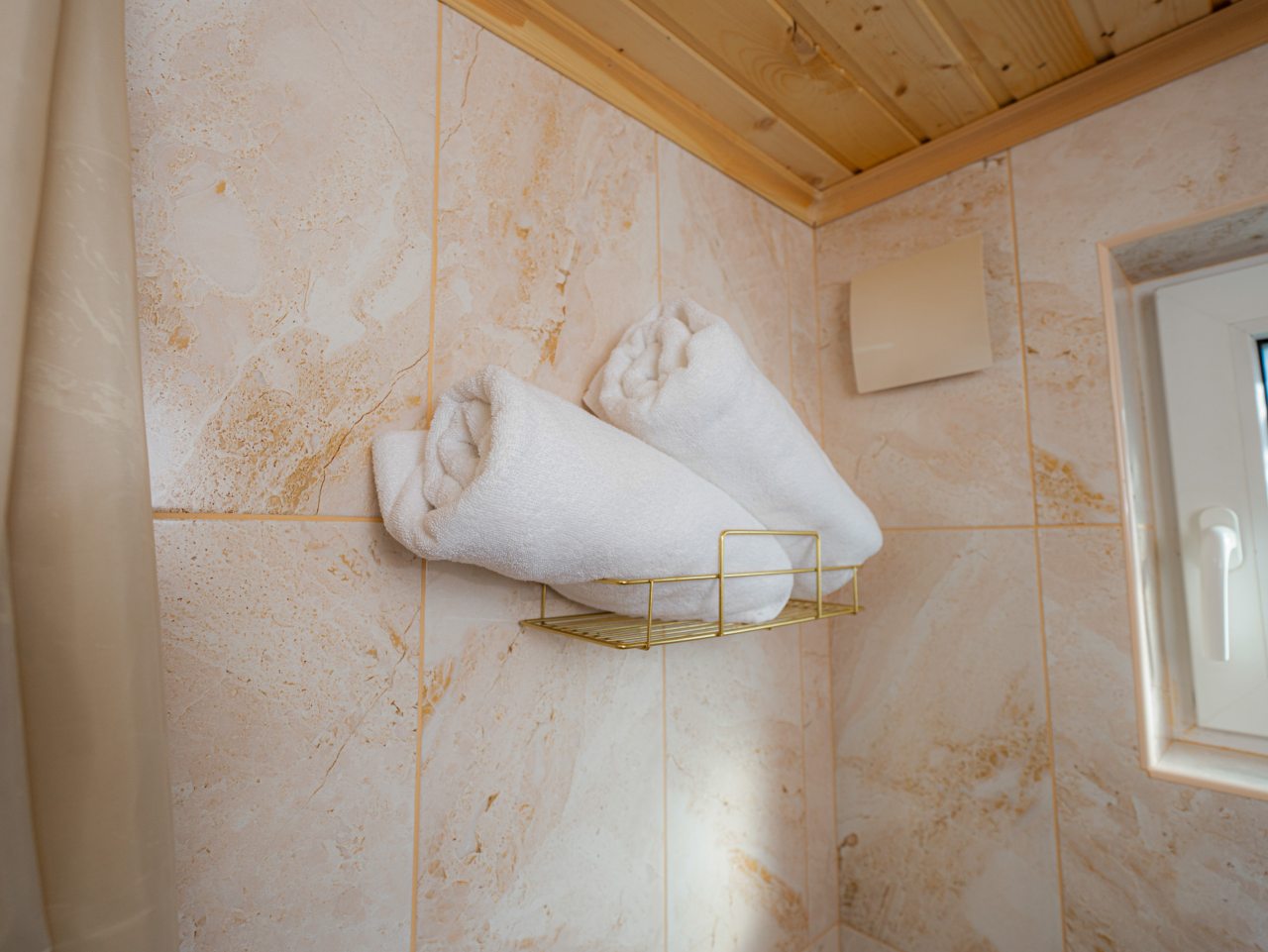 Шале (Улучшенный), База отдыха Mustang