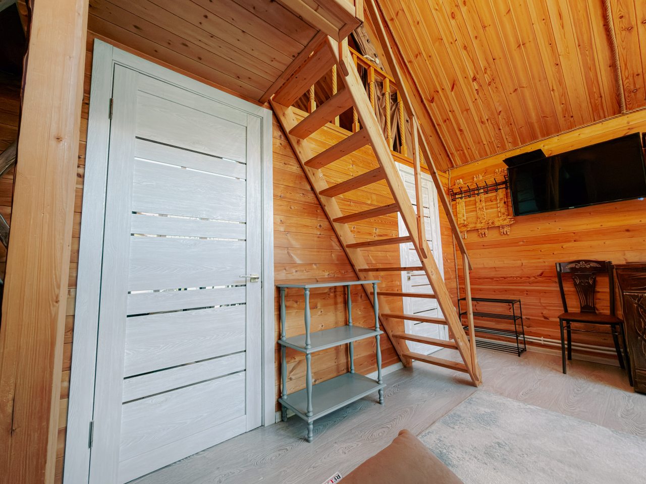 Шале (Улучшенный), База отдыха Mustang