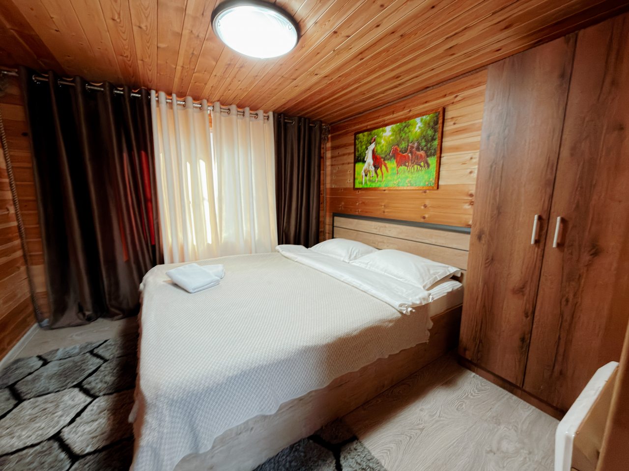 Шале (Улучшенный), База отдыха Mustang