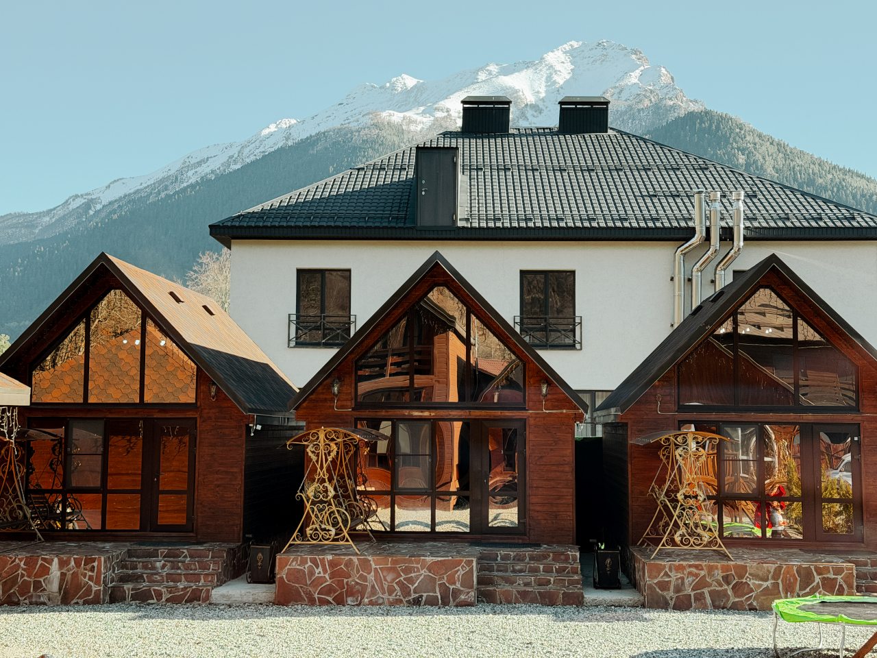 Шале (Улучшенный), База отдыха Mustang