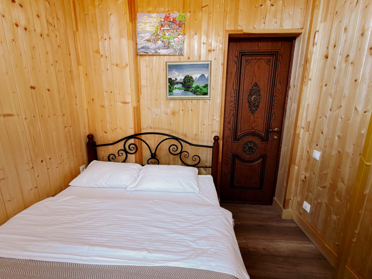 Вилла (Люкс), База отдыха Mustang