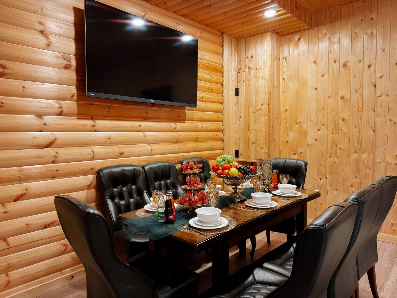 Вилла (Люкс), База отдыха Mustang