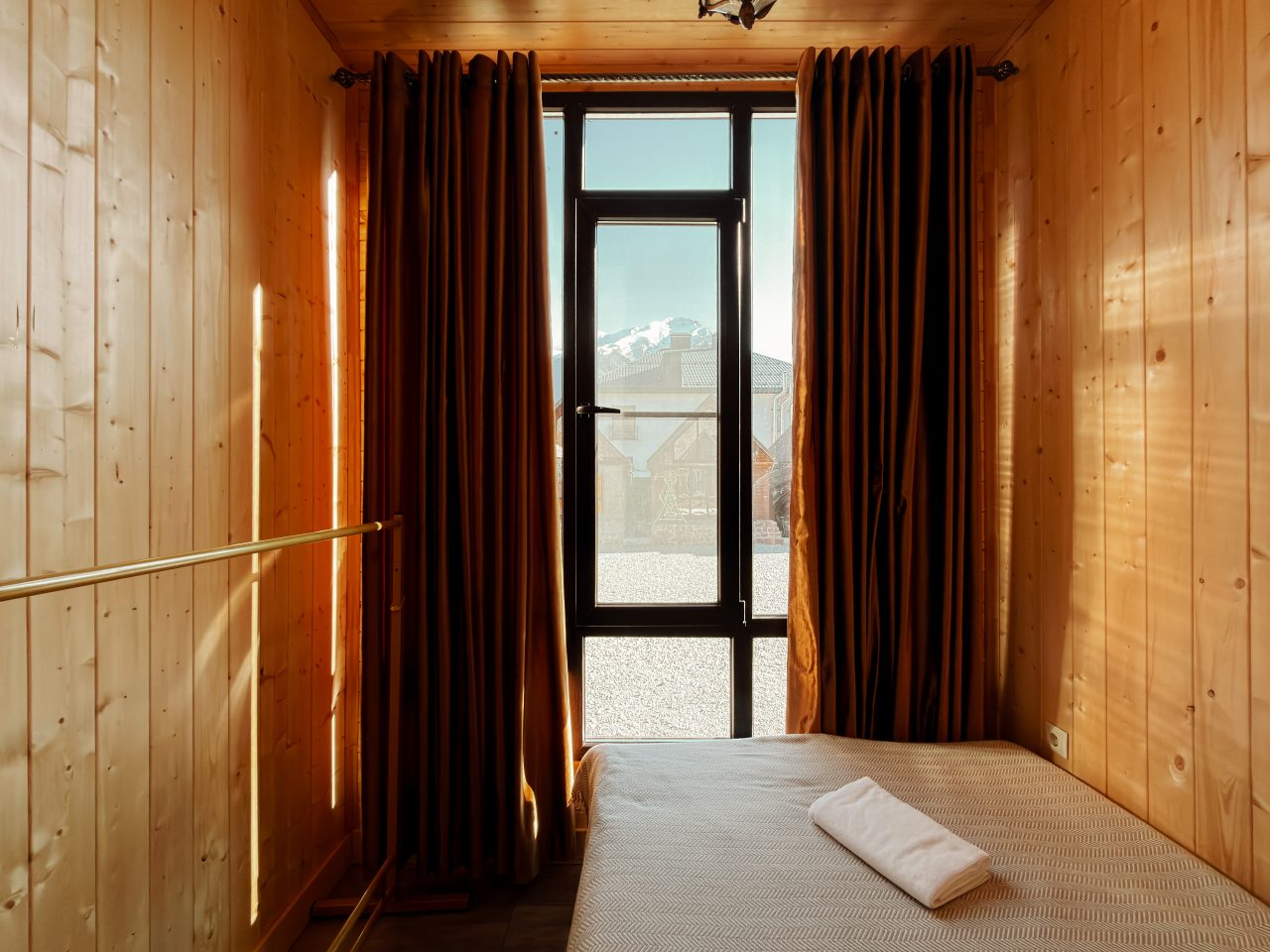 Вилла (Люкс), База отдыха Mustang