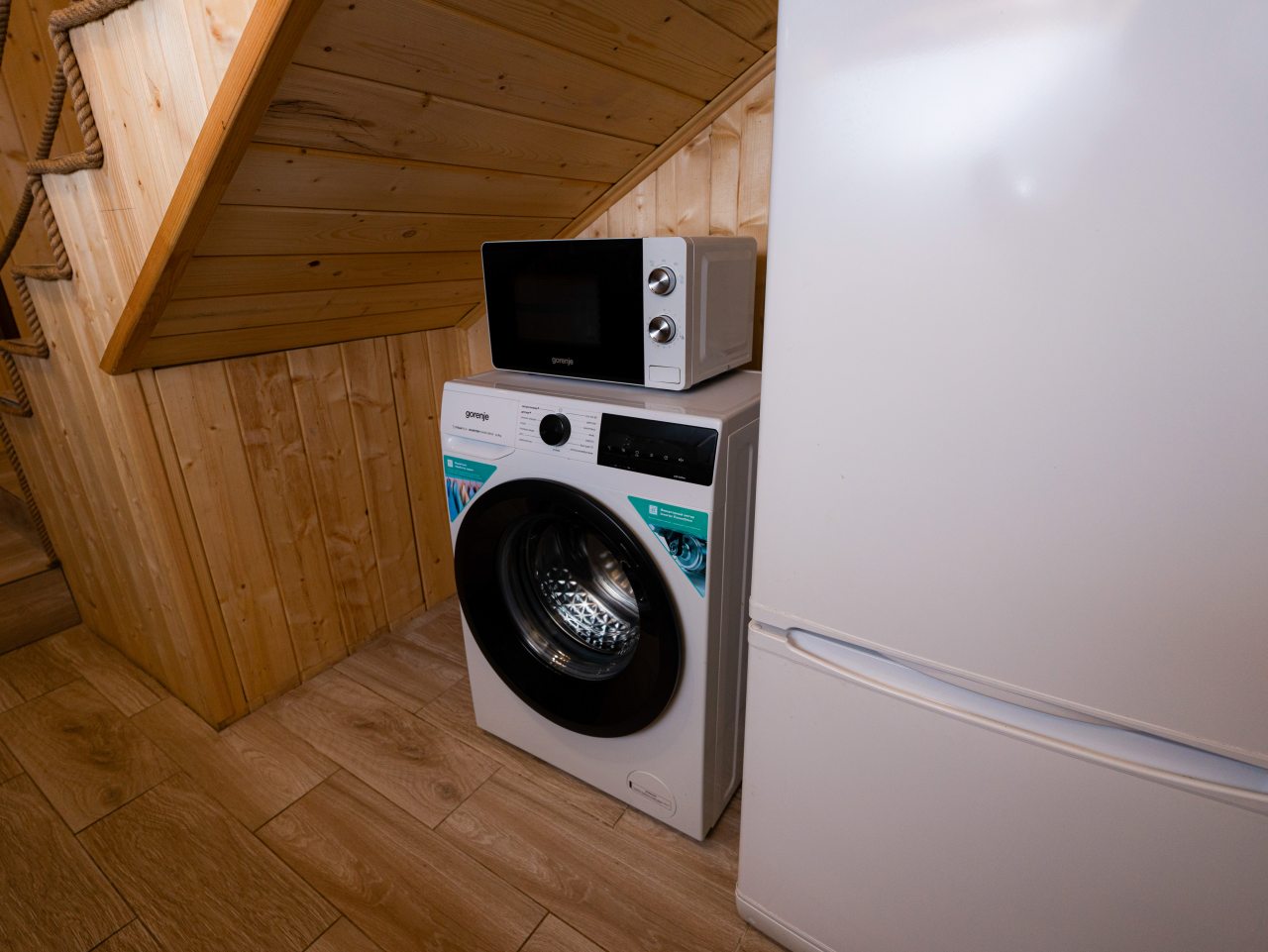 Вилла (Люкс), База отдыха Mustang