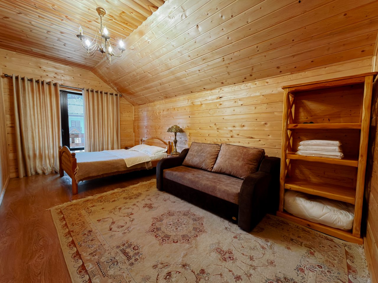 Вилла (Люкс), База отдыха Mustang