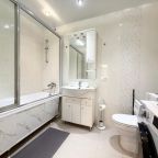 Апартаменты (Возле Дворца Спорта), Апартаменты 3-комнатные в центре