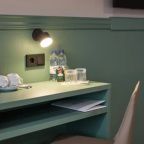 Люкс (LUX), Отель Неман