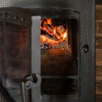 Стоимость одной самостоятельной топки бани 2000 руб., Коттедж Банный дом