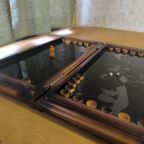 Разрешено проведение мероприятий, Ультра отель