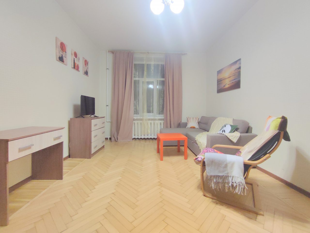 Квартира (Цветы и грезы), Апартаменты Цветы и грёзы