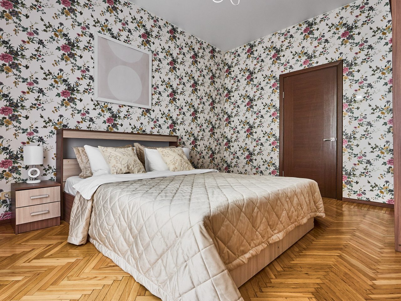 Квартира (Цветы и грезы), Апартаменты Цветы и грёзы