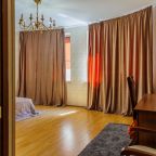 Спальня с двуспальной кроватью