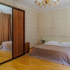 Двуспальная кровать