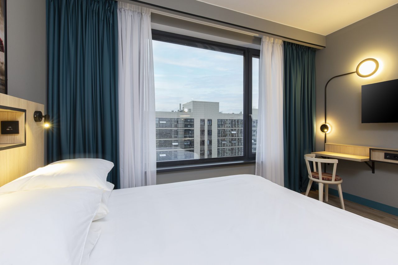 Апартаменты (Улучшенный номер с одной кроватью), Апарт-отель СТАТУС