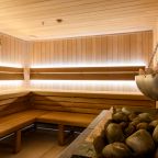 Бассейн, Апарт-отель СТАТУС