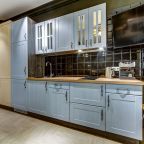 Кухня, холодильник, чайник, кофемашина, микроволновка