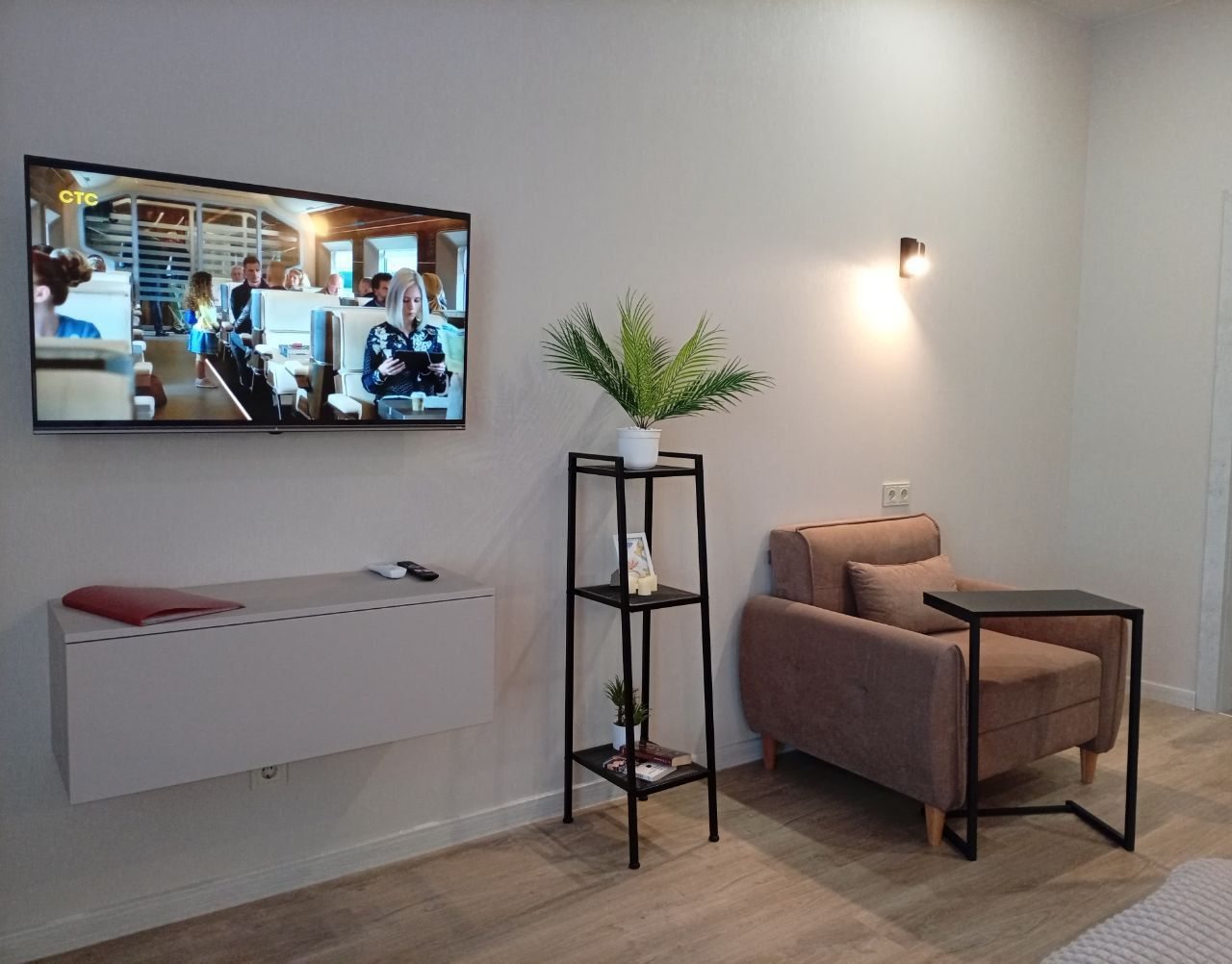 Апартаменты (Комфорт), Апартаменты Дин Дом