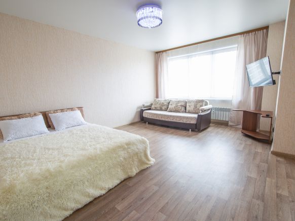 Апартаменты На Шахтёров 66