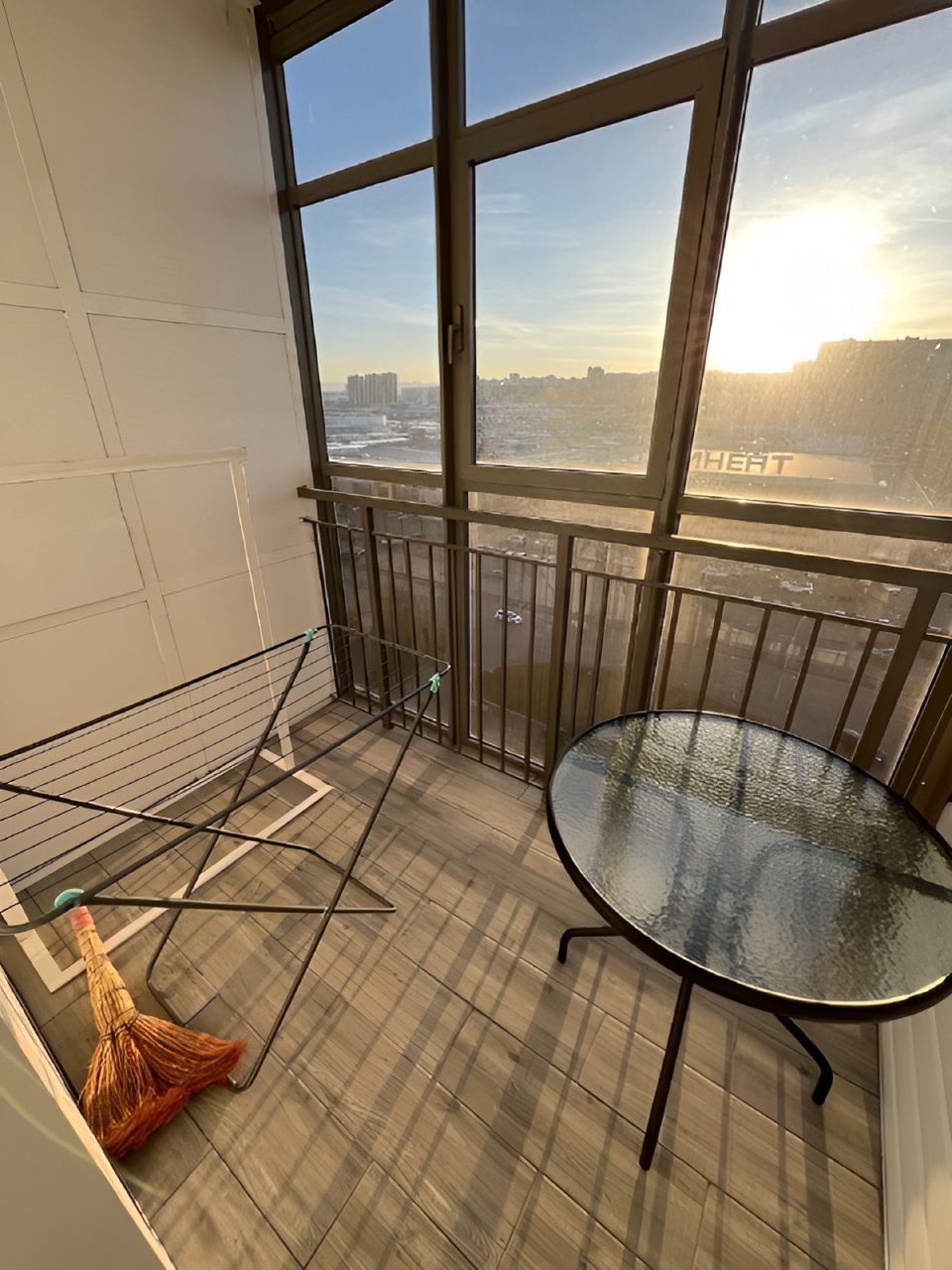 Апартаменты (На ул. Шахтёров 66 кв 44), Апартаменты На Шахтёров 66