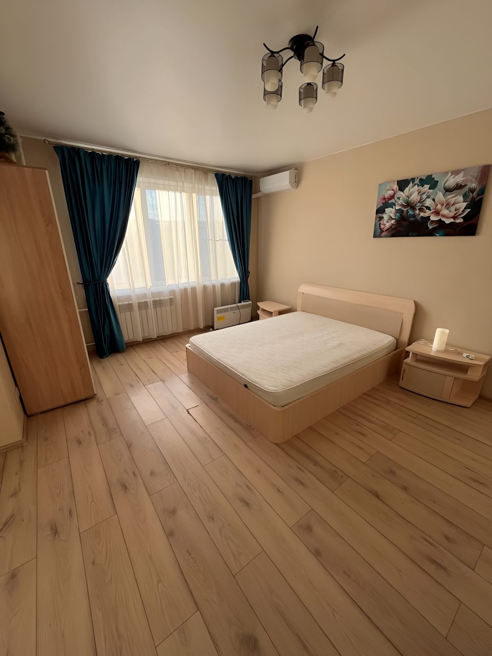 Апартаменты (На ул. Шахтёров 66 кв 44), Апартаменты На Шахтёров 66