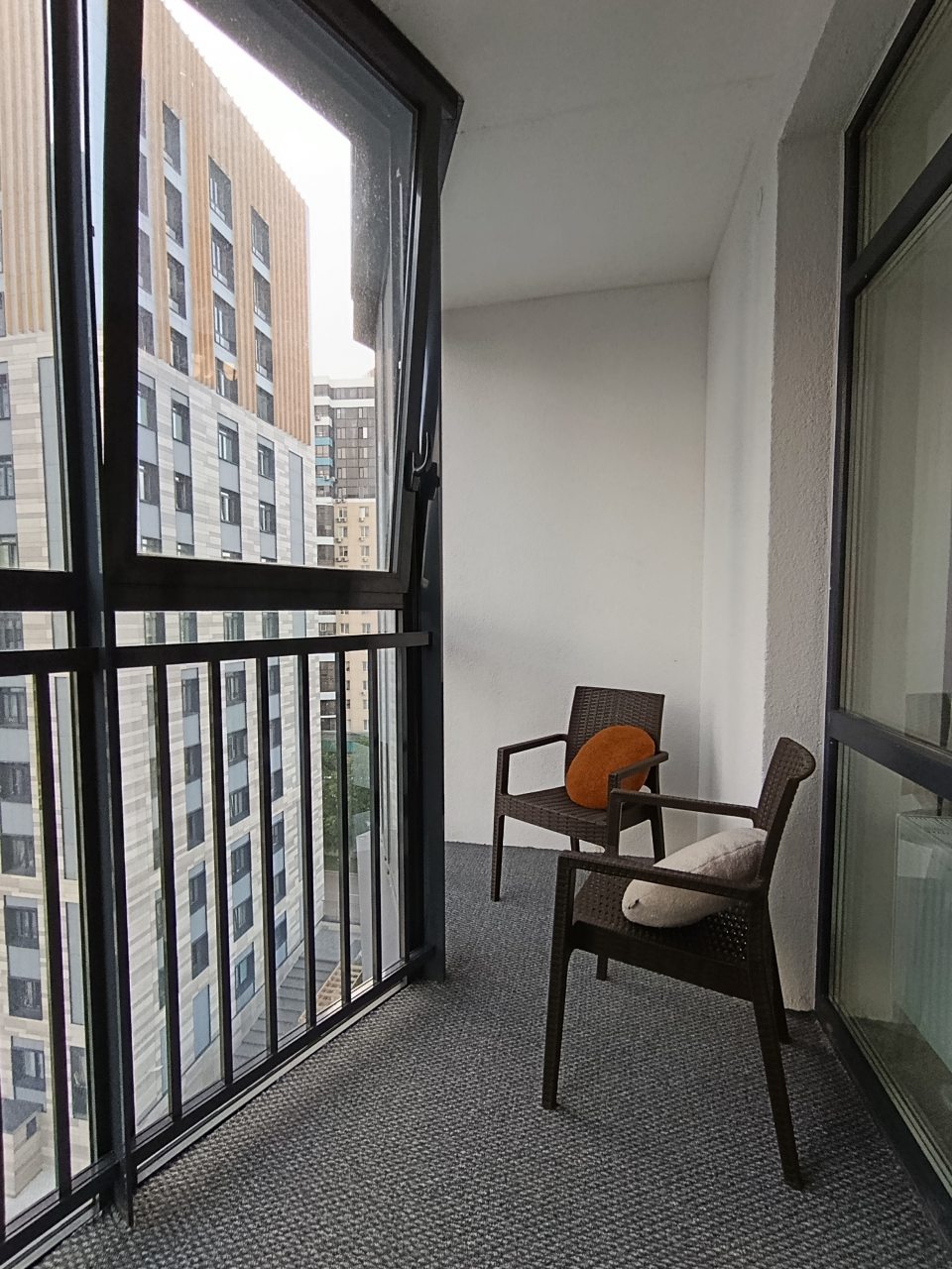 Апартаменты (Атмосфера), Апартаменты Атмосфера на Чернышевского 20