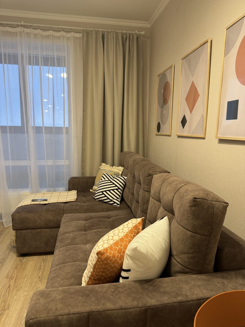 Апартаменты (Атмосфера), Апартаменты Атмосфера на Энгельса 27