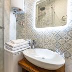 Апартаменты (На ул. Партизана Железняка 9), Апартаменты На Партизана Железняка 9