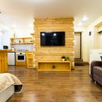 Апартаменты (На ул. Партизана Железняка 9), Апартаменты На Партизана Железняка 9