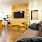 Апартаменты (На ул. Партизана Железняка 9), Апартаменты На Партизана Железняка 9